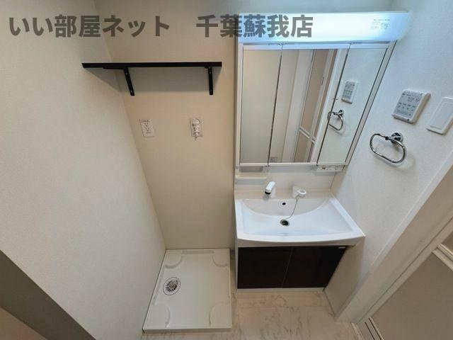 （仮称）千葉市中央区大森町新築アパートの洗面所|脱衣スペースもあります