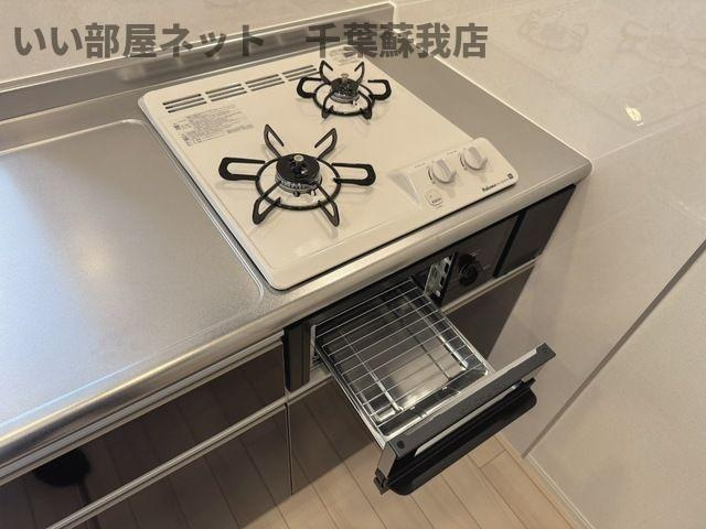 （仮称）千葉市中央区大森町新築アパートのキッチン|コンパクトなキッチンで掃除もラクラク