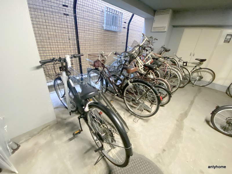 GRAND STEADY徳井町　仲介手数料無料の駐車場