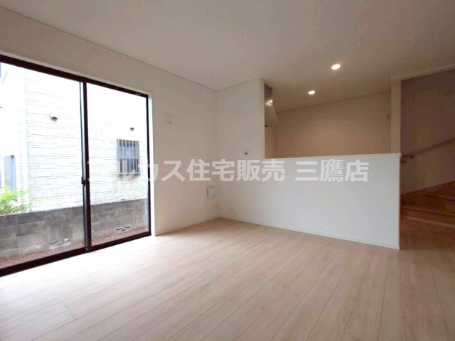 西武池袋線 ひばりヶ丘駅 17分 新築戸建 西東京市住吉町１丁目の居間・リビング