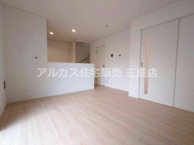 西武池袋線 ひばりヶ丘駅 17分 新築戸建 西東京市住吉町１丁目の居間・リビング