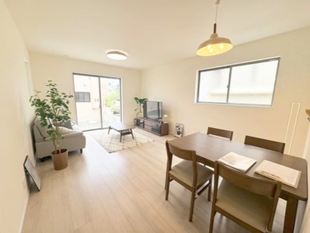 売新築戸建　静岡市葵区竜南３丁目の居間・リビング