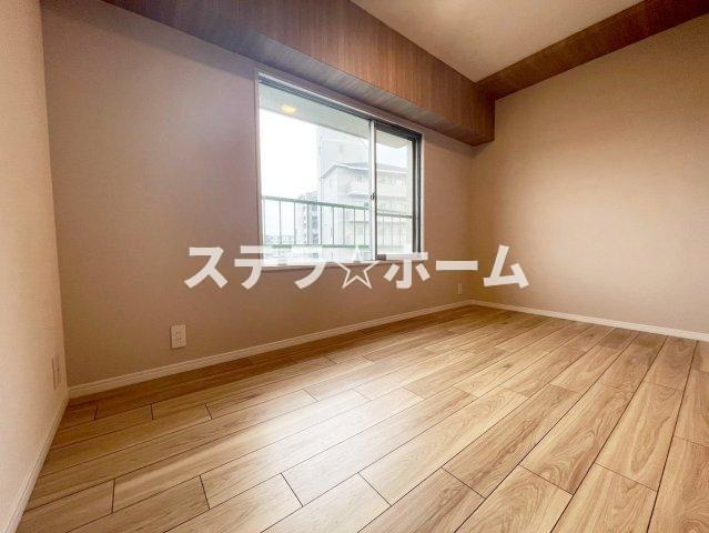 グリーンハイツ十三の洋室|個人の部屋や寝室として使える洋室です