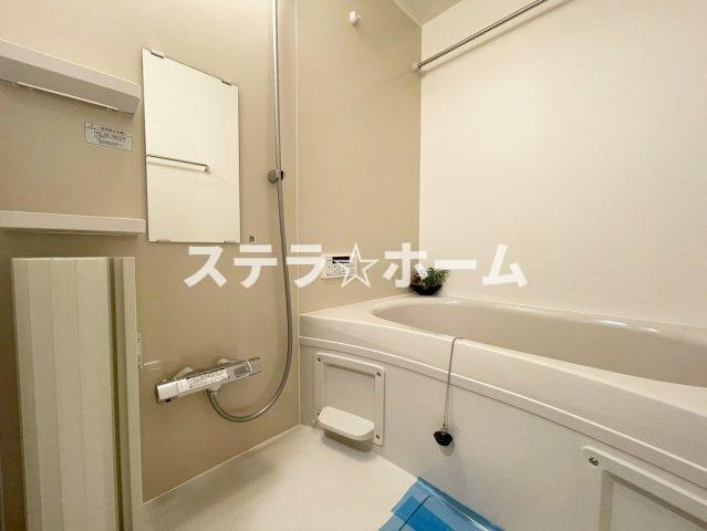 グリーンハイツ十三の浴室|日々の疲れを癒すお風呂付です
