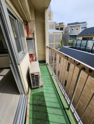 【バルコニー】