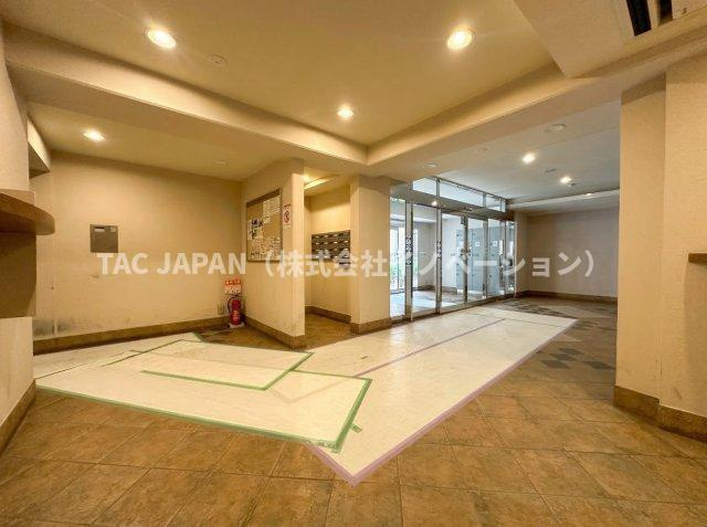 ネバーランド上野松が谷のエントランス