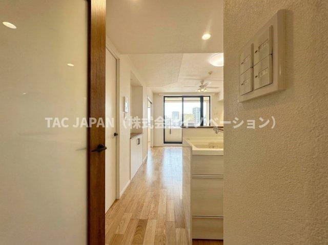 ネバーランド上野松が谷の居間・リビング