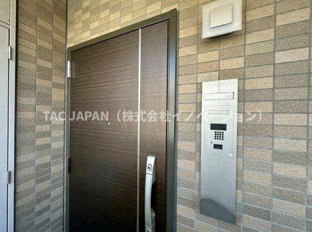 ネバーランド上野松が谷の玄関