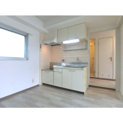 【居間・リビング】 | セオコート高丸 | ☆神戸市垂水区　セオ・コート高丸☆