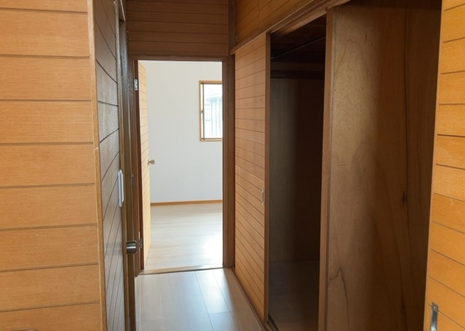 【収納】 | 家族構成や住宅環境によって収納の仕方は十人十色！キッチン、リビング、玄関、寝室など、部屋ごとのいろんな収納を使って自慢のお家にしませんか？物件をご内見する際は、収納の場所や数は事前チェックしましょう！