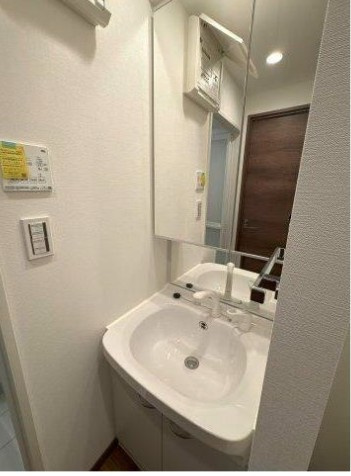 GENOVIA浅草Ⅶの洗面所