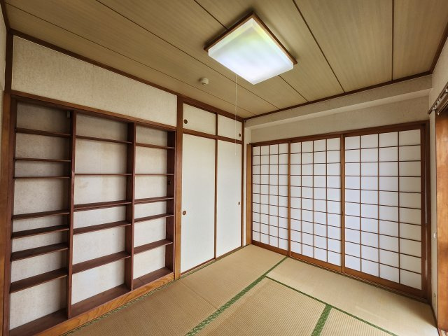 クレスト壷川中公園の和室|壁紙は貼替予定の為、写真と異なります。