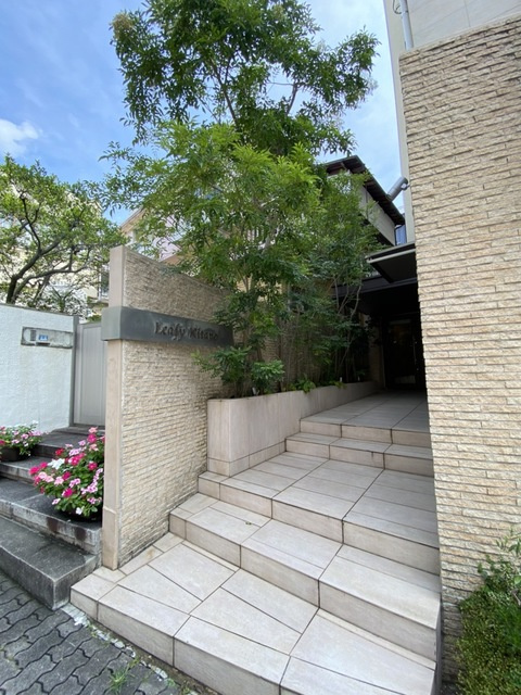 Leafy北野のエントランス