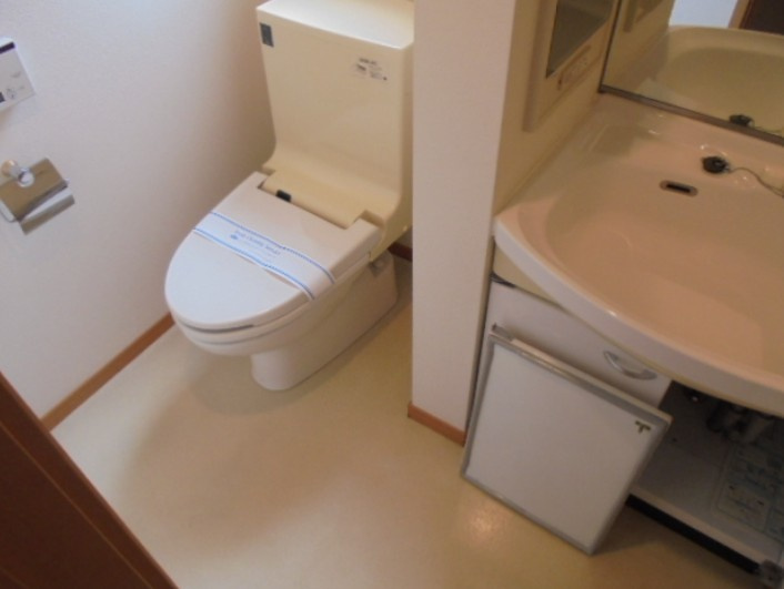紅葉丘戸建てのトイレ