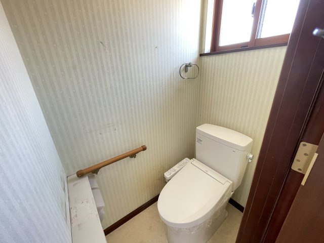 藤岡市藤岡　中古1780のトイレ