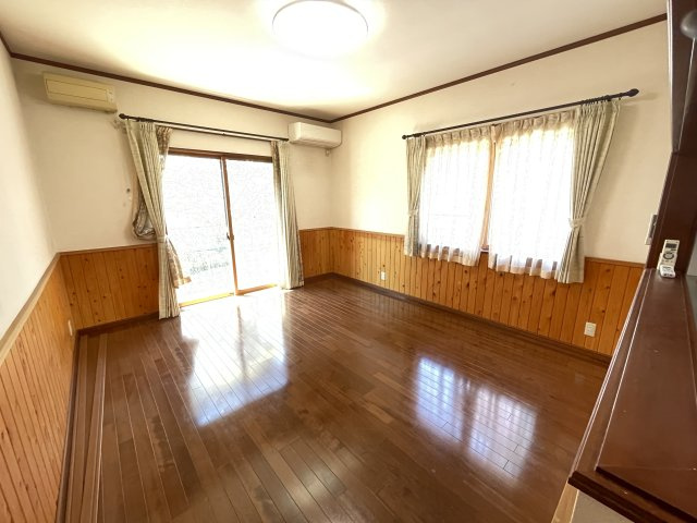 藤岡市藤岡　中古1780の居間・リビング