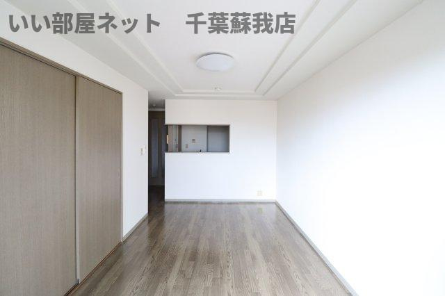 エスポワールメゾンちはらの居間・リビング|こちらの居間で趣味の時間をお楽しみください