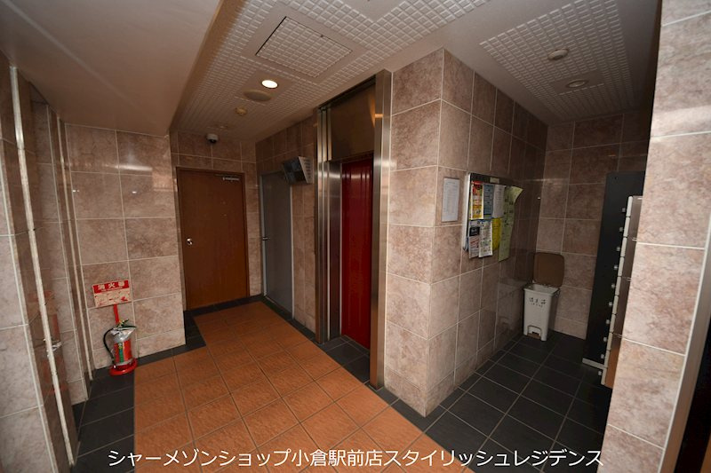 コートハウス中島通りのエントランス