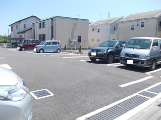 【駐車場】 | ヴィラ・ルミエール