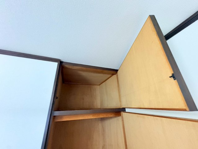 山下町戸建の内装