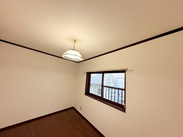 山下町戸建の内装
