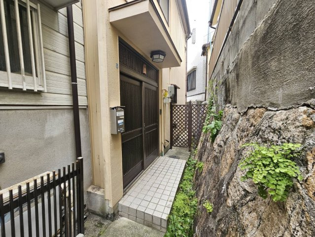 山下町戸建の外観