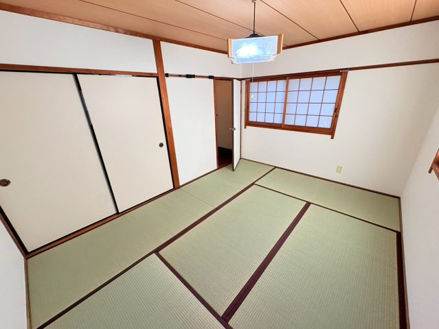 山下町戸建の和室