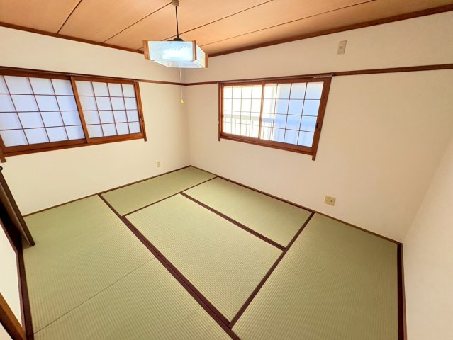 山下町戸建の和室