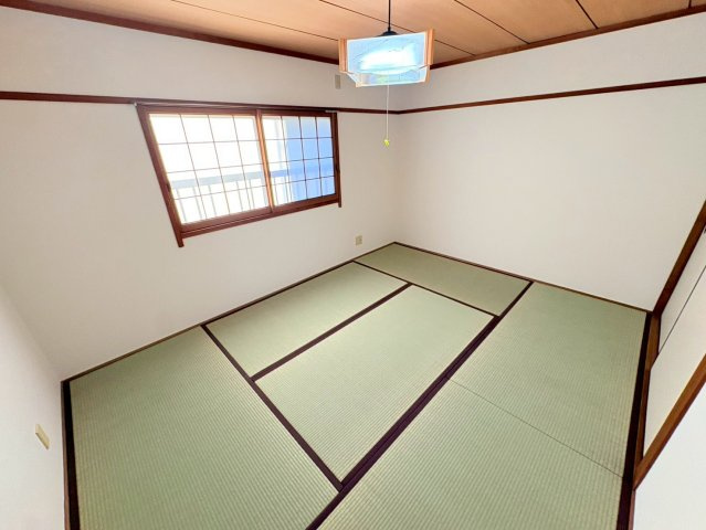 山下町戸建の和室