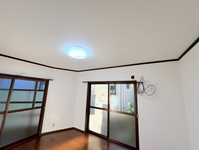 山下町戸建の内装