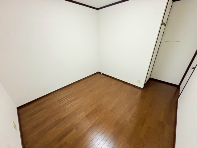 山下町戸建の居間・リビング