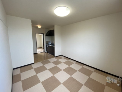 【居間・リビング】 | レオネクスト八代福正Ⅱ | 設備・仕様は号室により異なる為、現況を優先致します。