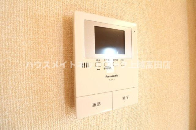 グラナート Ａのセキュリティ|モニターホン（参考同型301号室室内写真）