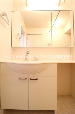 グラナート Ａの独立洗面台|洗髪洗面化粧台（参考同型301号室室内写真）