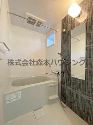【浴室】 | 　クレアール大久保町 | 落ち着いた空間のお風呂です