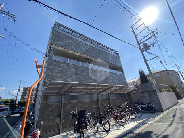 クリエオーレ近江堂の外観