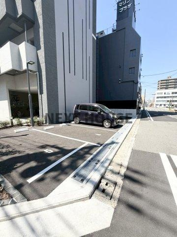 S-RESIDENCE堺blazeの駐車場