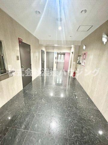 第20関根マンションのエントランス