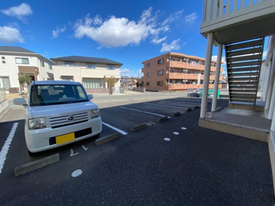 【駐車場】 | アイリス　Ｂ
