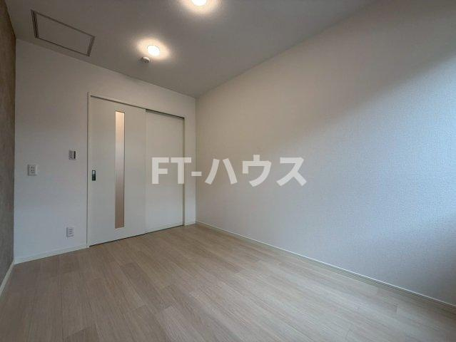 MOK-TERRACE SHINKEMIGAWAの居間・リビング