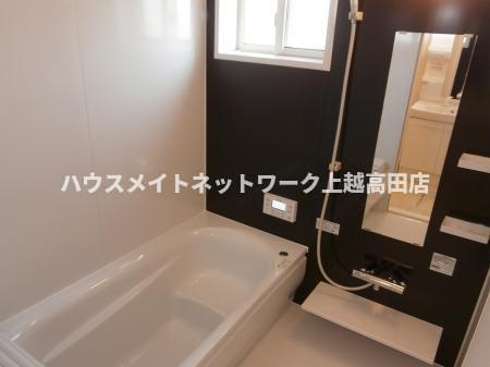 プレアセーナ南川の浴室|給湯（追焚機能付）
