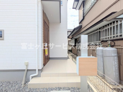 【エントランス】 | 浜松市中央区葵西6丁目 6期 新築一戸建て | エントランスです