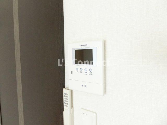【セキュリティ】 | ベアローズ弐番館 | 突然の来客もＴＶモニターホンでしっかり確認。