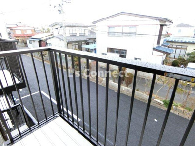 【バルコニー】 | ベアドゥメゾンＡ | ２階のお部屋で晴れた日には洗濯物もたくさん干せます。