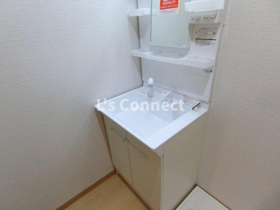 【洗面所】 | ベアドゥメゾンＡ | 朝の支度もスムーズな独立洗面台。