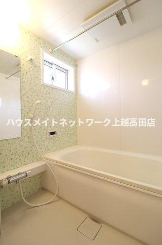 メゾンフルールの浴室|浴室１坪（追焚機能付）