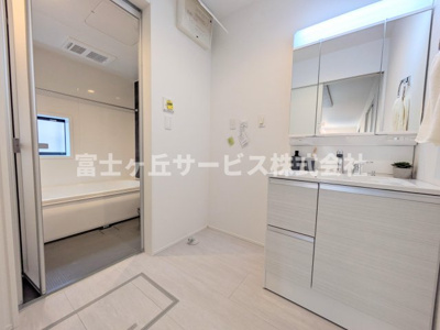【脱衣所】 | 浜松市中央区萩丘4丁目 3期 新築一戸建て 1号棟 | 脱衣場です