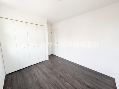 【洋室】 | 浜松市中央区萩丘4丁目 3期 新築一戸建て 1号棟 | 洋室です