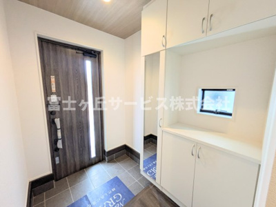 【玄関】 | 浜松市中央区萩丘4丁目 3期 新築一戸建て 1号棟 | 玄関です
