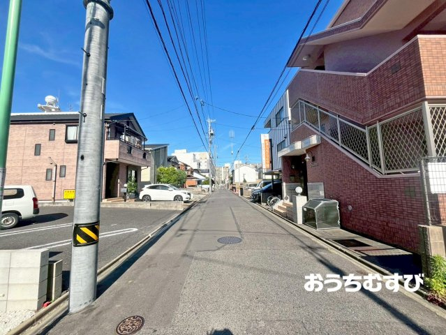 北区上飯田南町1期(残1棟)の前面道路含む現地写真
